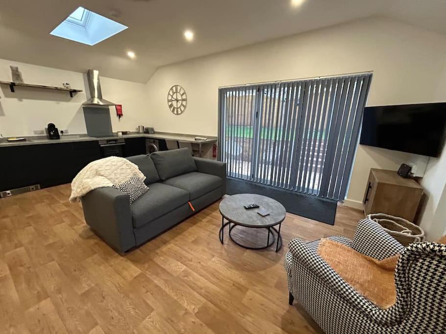 New Build Cosy Bungalow Near Bath And Bristol 威克 外观 照片